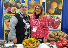 George and Susan Kragie of Western Fresh Marketing.